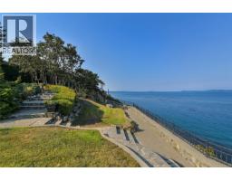 4532 Gordon Point Dr, Saanich, BC V8N6L2 Photo 79