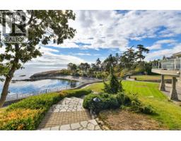 4532 Gordon Point Dr, Saanich, BC V8N6L2 Photo 96