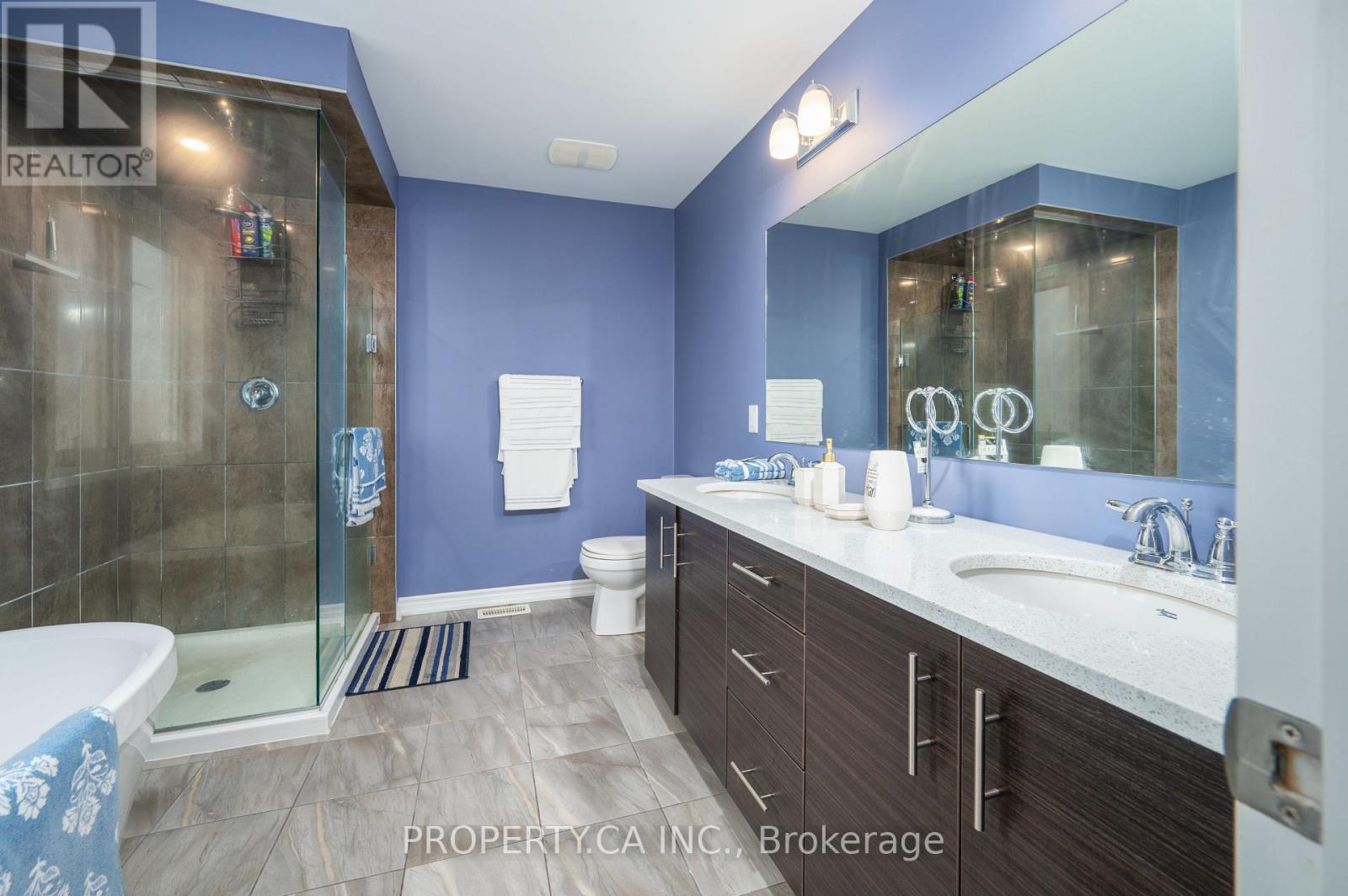 125 SWEETVALLEY DRIVE - 31