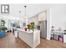 5pc Bathroom - 810 Cornerstone Street Ne, Calgary, AB T3N2J4 Photo 8