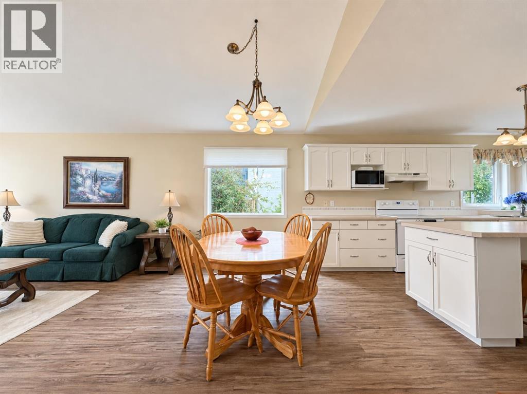 Listing photo – 5842 65 Avenue, Rocky Mountain House