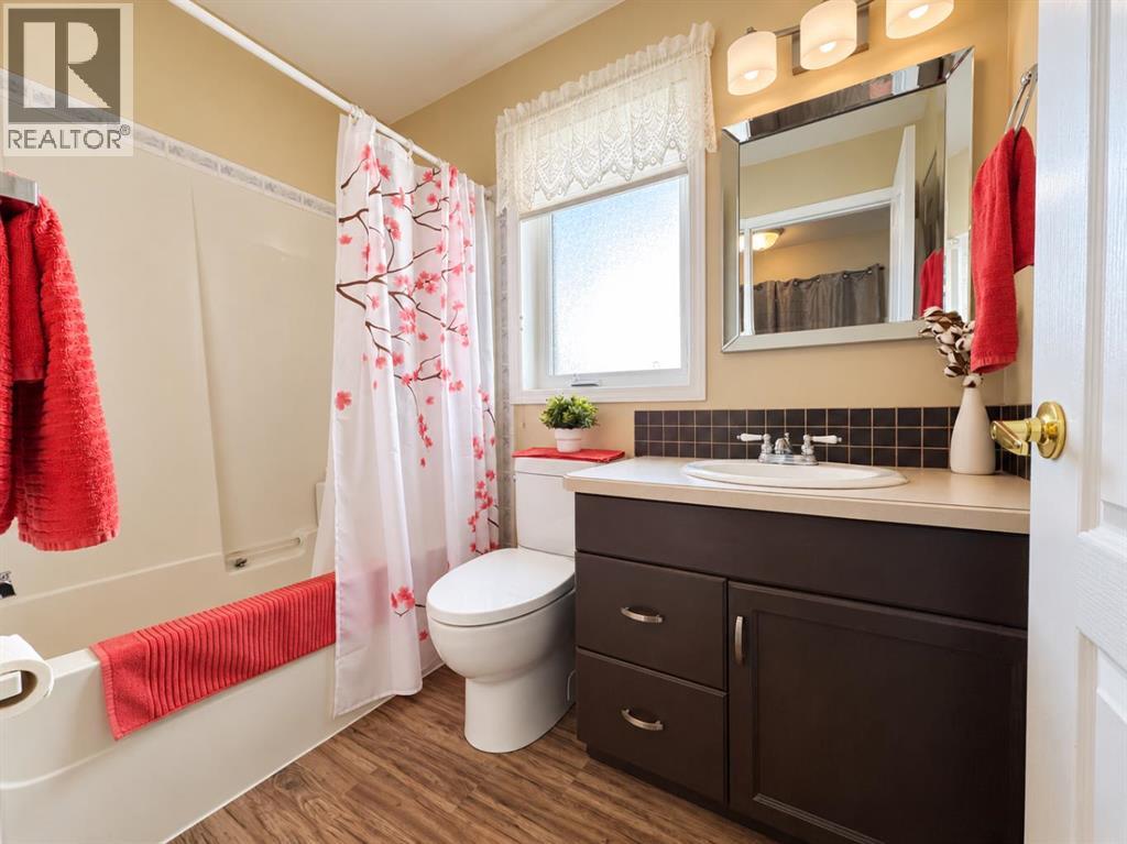 Main Floor Bathroom