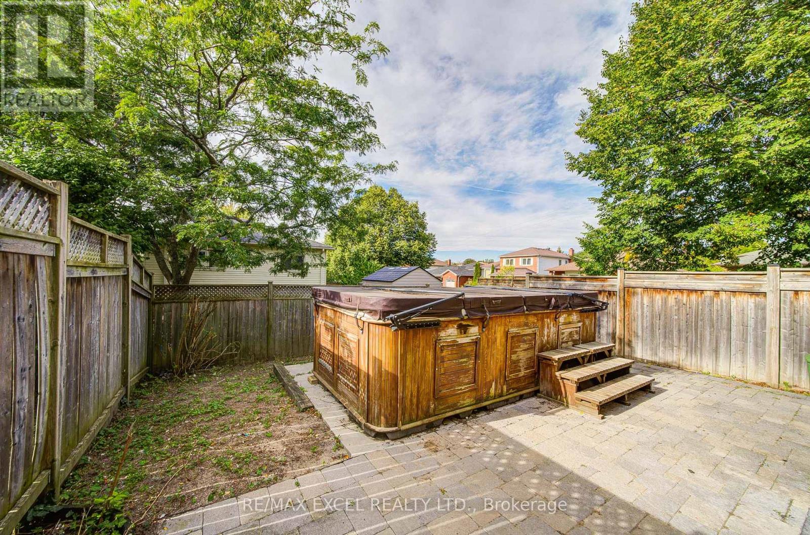 1171 ATTERSLEY DRIVE - Image 40