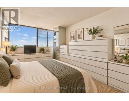 2702 - 80 Antibes Drive, Toronto, ON M2R3N5 Photo 11