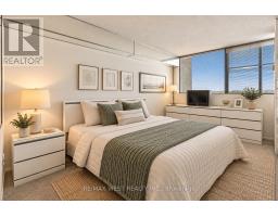 2702 - 80 Antibes Drive, Toronto, ON M2R3N5 Photo 9