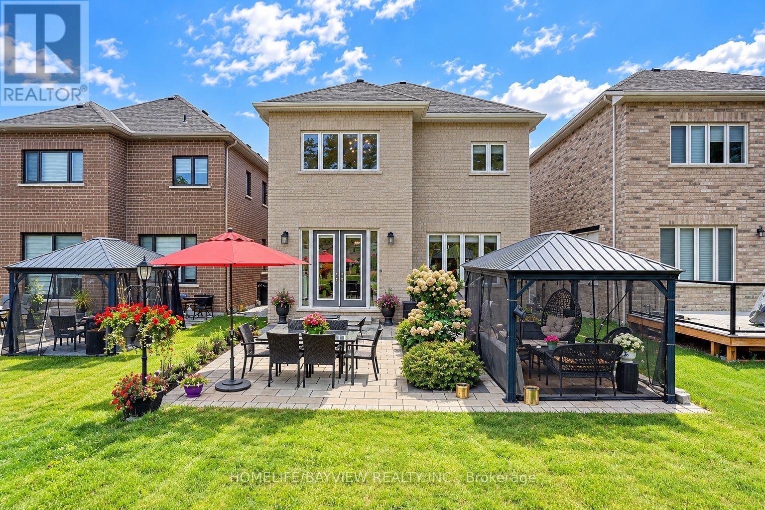 13 Cottonwood Hollow Court, Aurora (Aurora Estates), Ontario, L4G3L8, Aurora (Aurora Estates), Ontario — photo 4 of 5