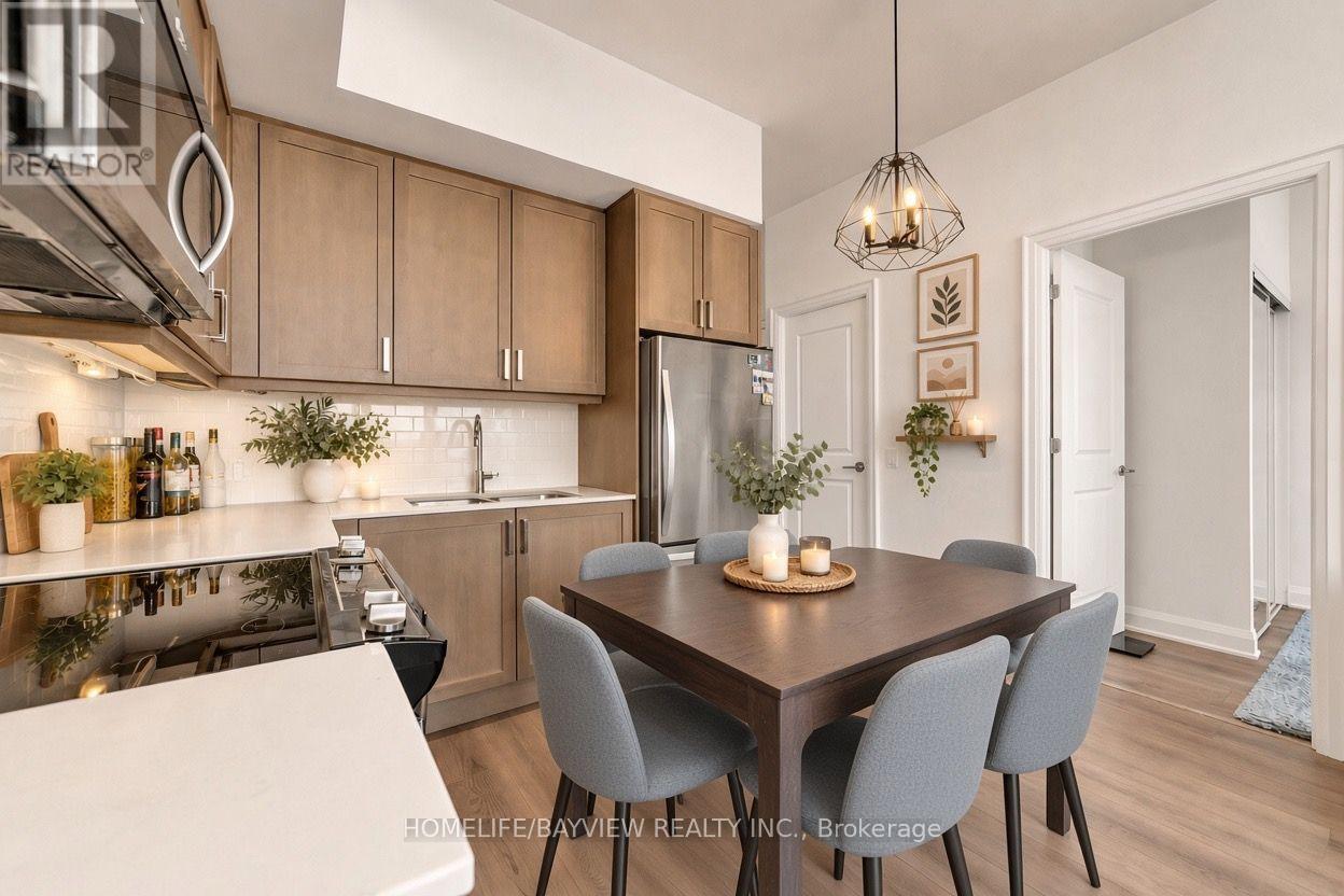 2007 - 20 GATINEAU DRIVE, Vaughan (Beverley Glen) — photo 6