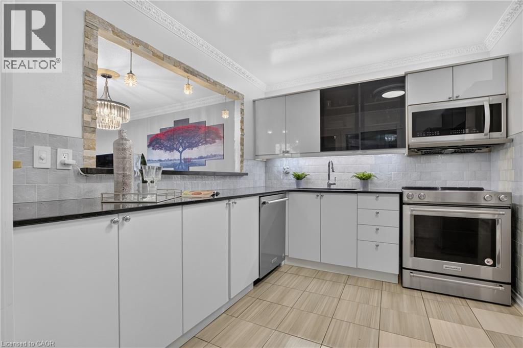 2323 CONFEDERATION Parkway Unit# 808, Mississauga — photo 11