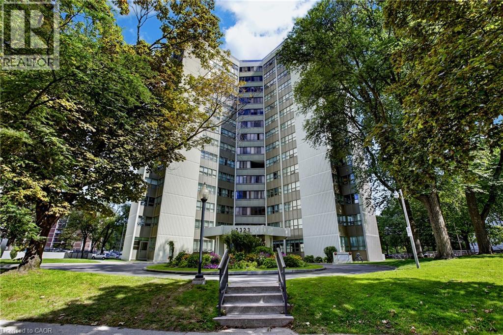 2323 CONFEDERATION Parkway Unit# 808, Mississauga — photo 2