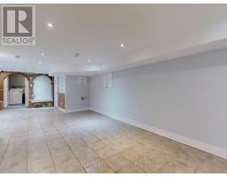 35 Day Avenue, Toronto, ON M6E3V7 Photo 14