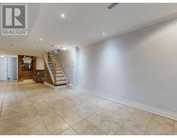 35 Day Avenue, Toronto, ON M6E3V7 Photo 16