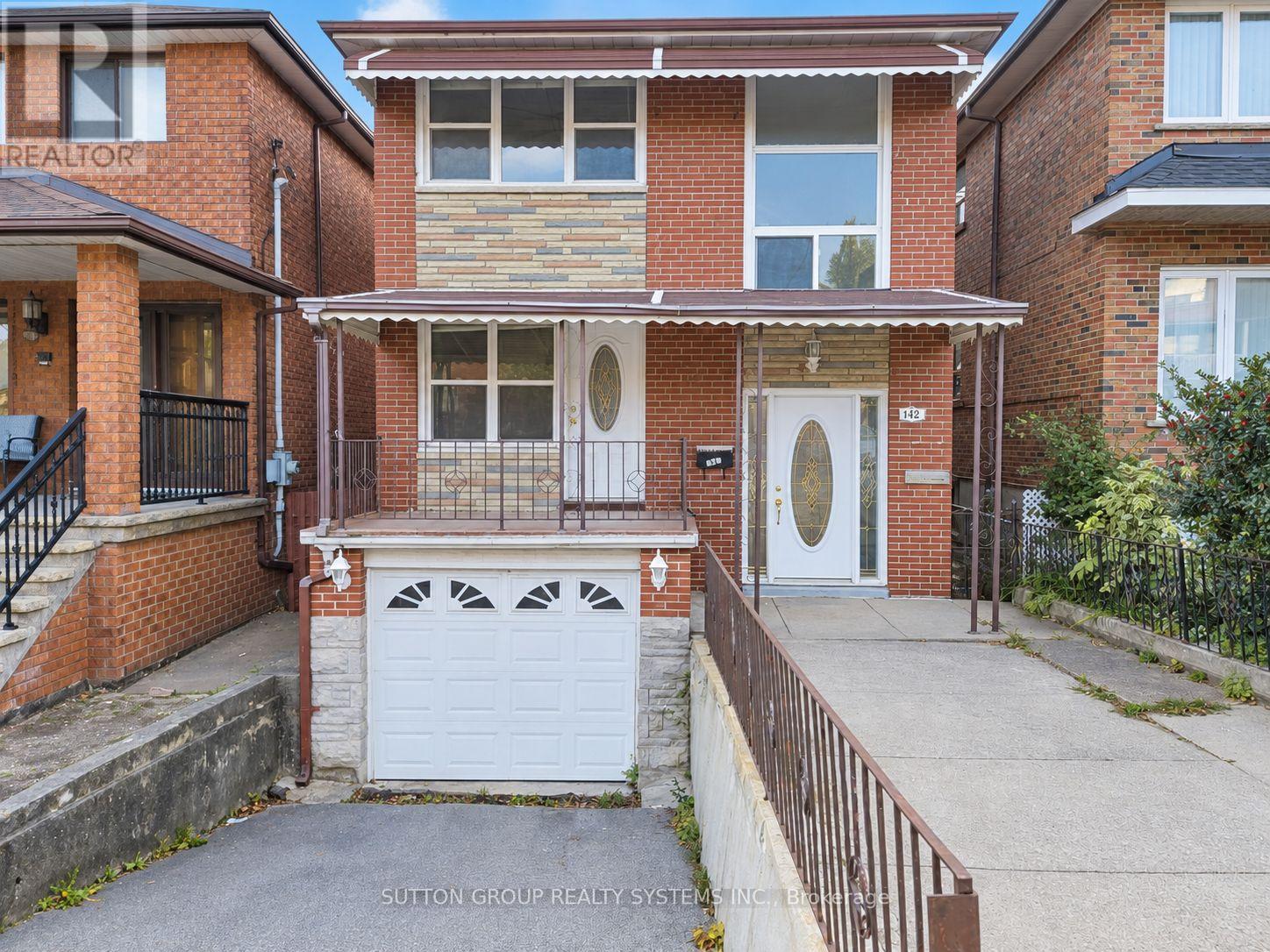 142 ENNERDALE ROAD, Toronto (Caledonia-Fairbank) — photo 2