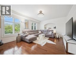 5pc Bathroom - 517 Topper Woods Crescent, Kitchener, ON N2P2Y4 Photo 12