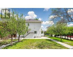 114 Rosemount Avenue, Toronto, ON M6H2M7 Photo 27