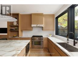 36 Macpherson Avenue, Toronto, ON M5R1W8 Photo 12