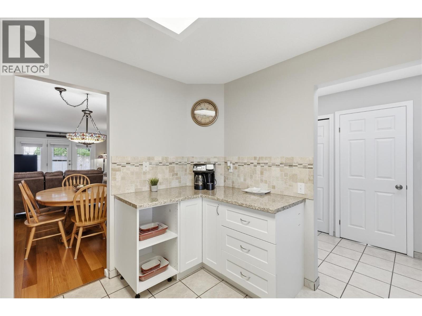 #17 1285 14TH Street - 9