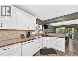 3pc Bathroom - 24 Bow Ridge Road, Cochrane, AB T4C1T7 Photo 15