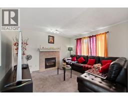 Dining room - 221 Tarington Close Ne, Calgary, AB T3J3V7 Photo 16