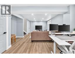 58 Precedence Link, Cochrane, AB T4C2W7 Photo 35