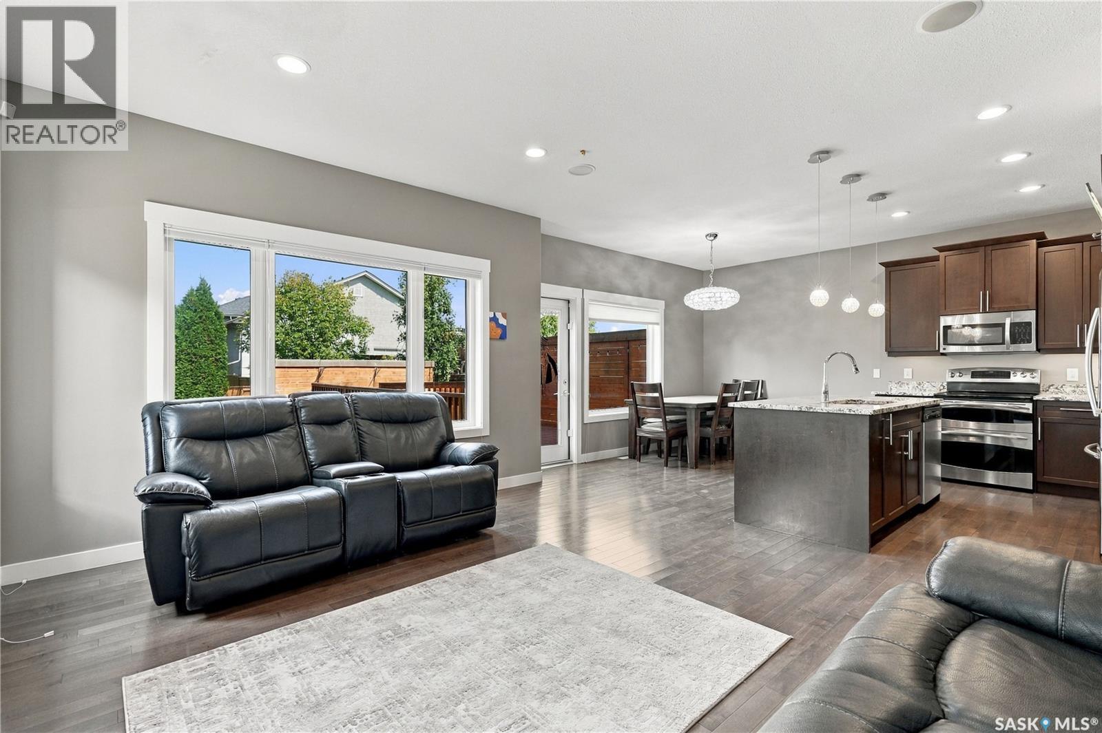 411 Hastings CRESCENT - 18