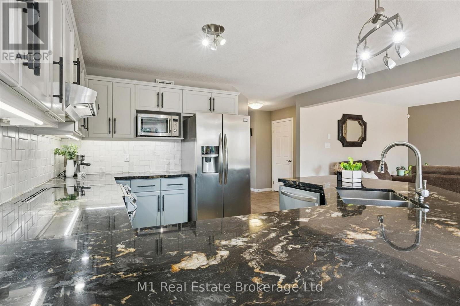 46 PAULSTOWN CRESCENT - Image 10