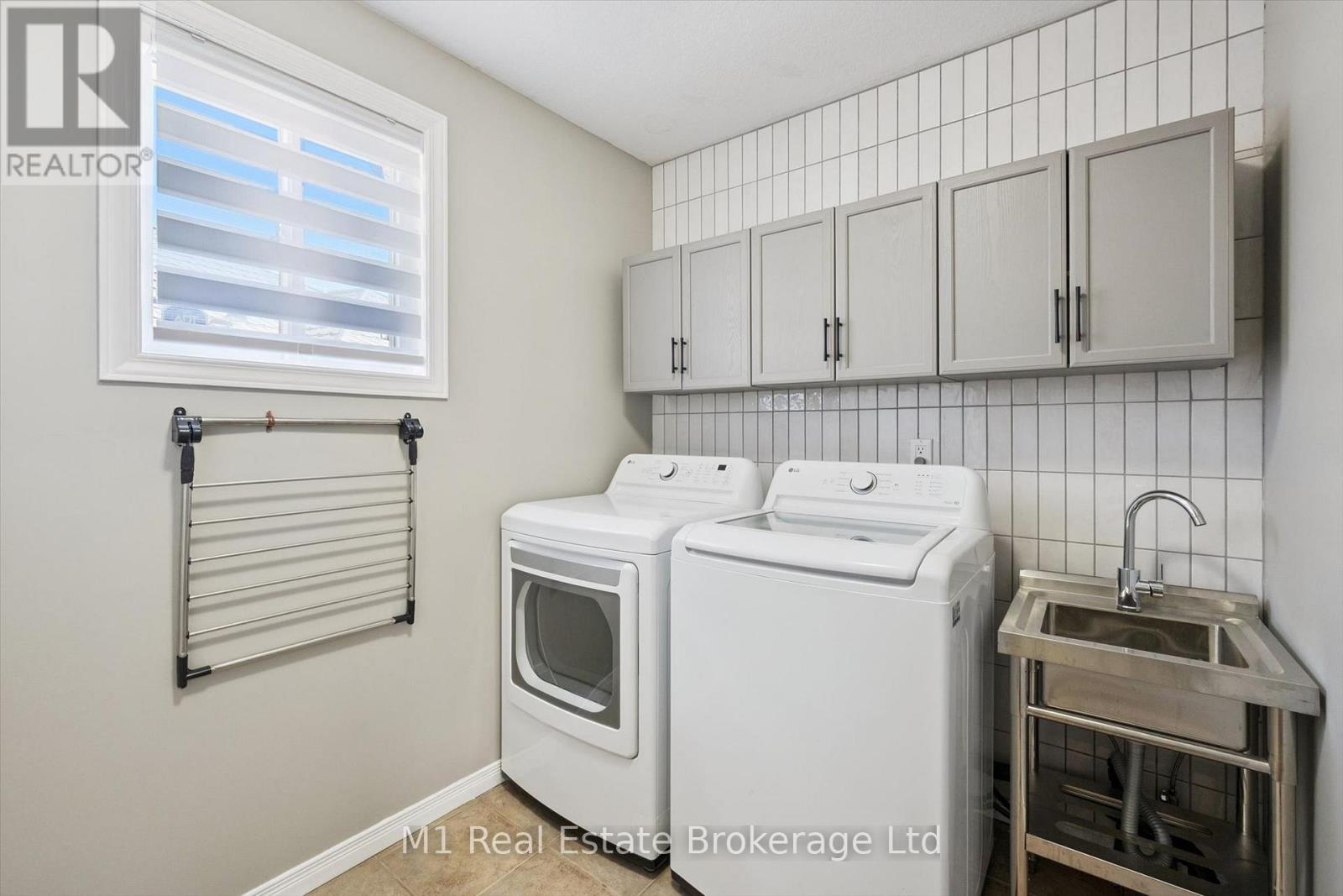 46 PAULSTOWN CRESCENT - Image 22