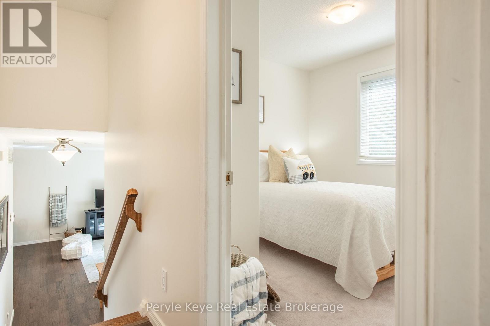 240 JONES ROAD - Image 23