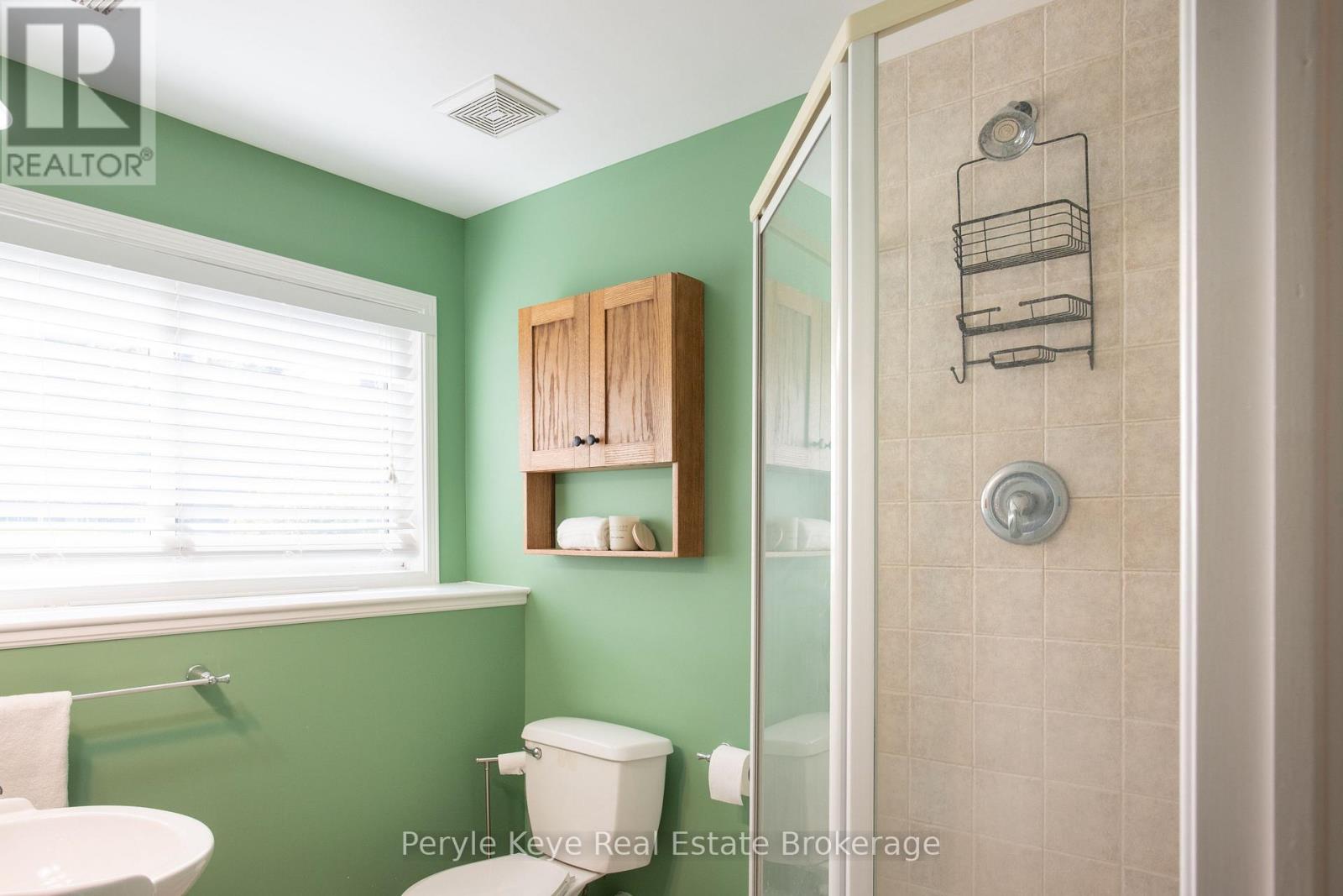 240 JONES ROAD - Image 31