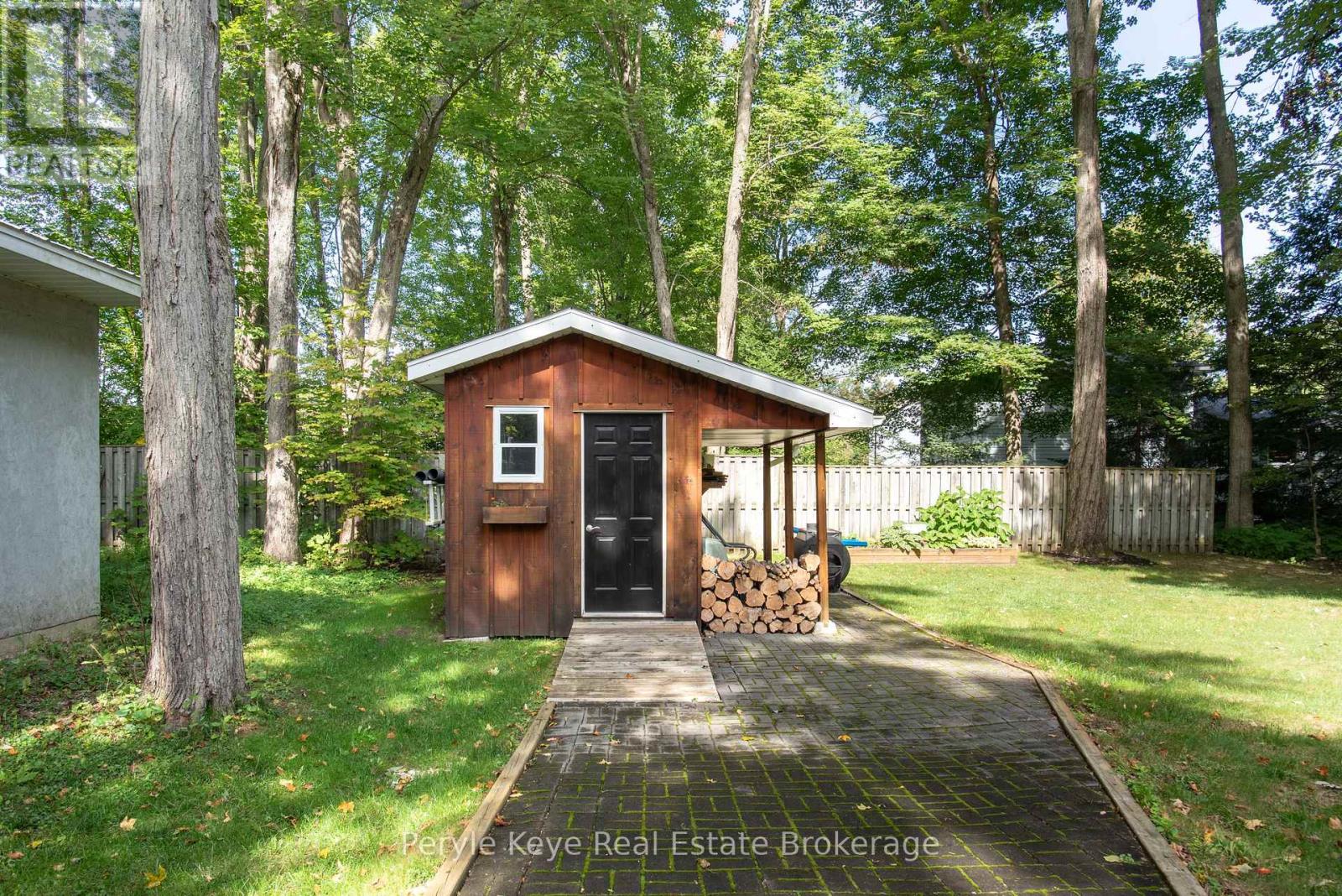 240 JONES ROAD - Image 34