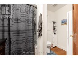 Bathroom - 37 Woodland Drive, Bracebridge, ON P1L1M3 Photo 11