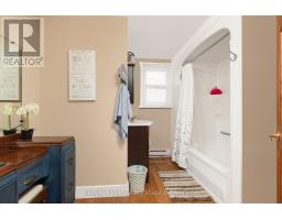 37 Woodland Drive, Bracebridge, ON P1L1M3 Photo 26