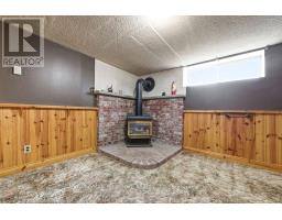 20 Maple Avenue, Petawawa, ON K8H2Y5 Photo 31