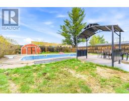 20 Maple Avenue, Petawawa, ON K8H2Y5 Photo 40