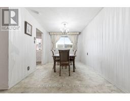 Living room - 20 Maple Avenue, Petawawa, ON K8H2Y5 Photo 9
