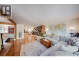 Dining room - 1398 Victoria Avenue, Rossland, BC V0G1Y0 Photo 14