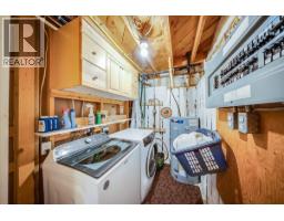 1398 Victoria Avenue, Rossland, BC V0G1Y0 Photo 32