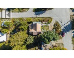 1398 Victoria Avenue, Rossland, BC V0G1Y0 Photo 43