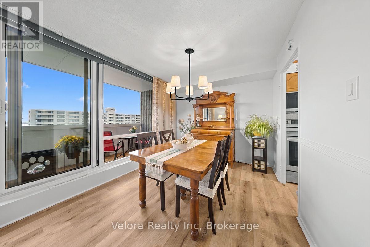 1909 - 2625 REGINA STREET photo 25