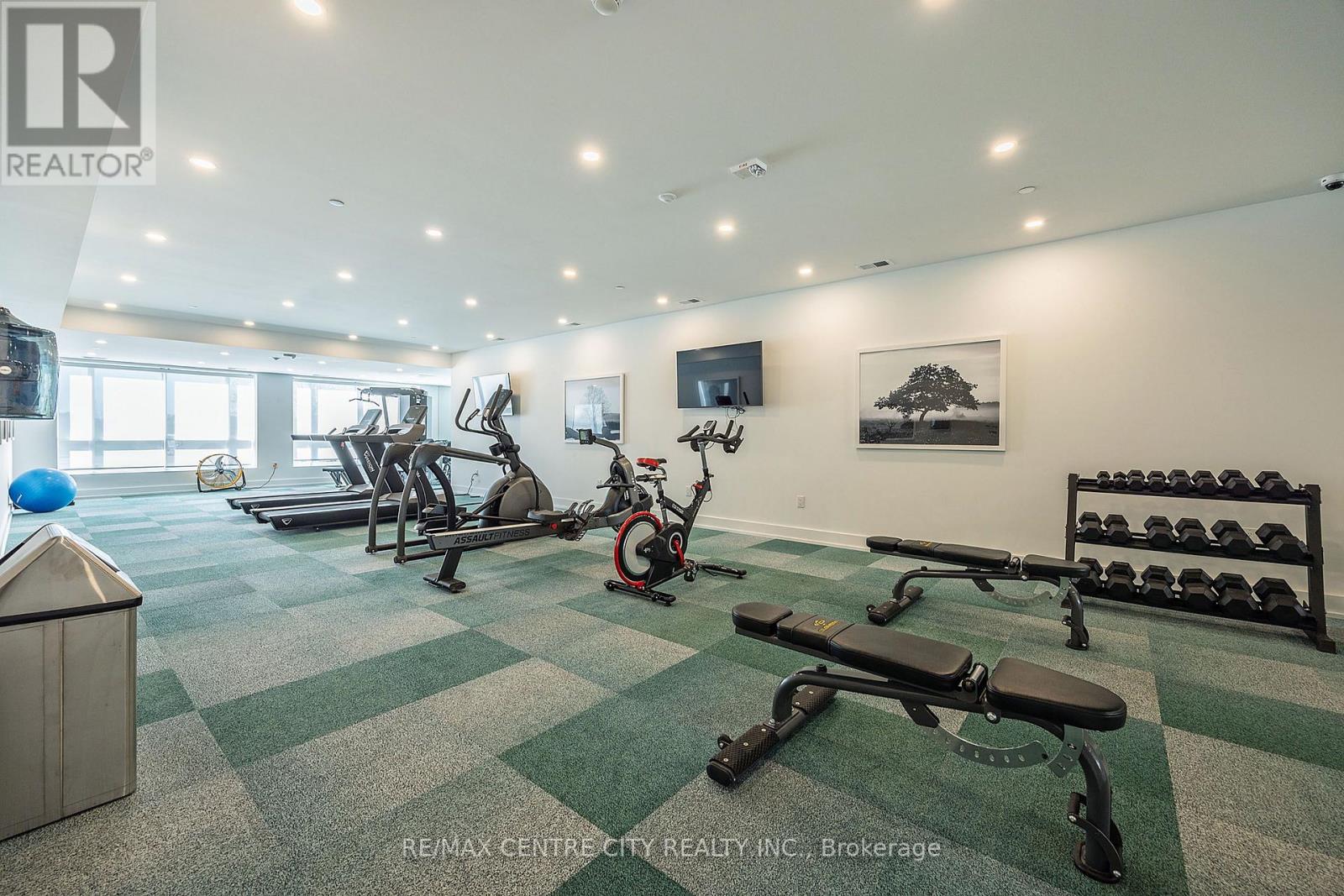 #414 480 CALLAWAY ROAD - 39