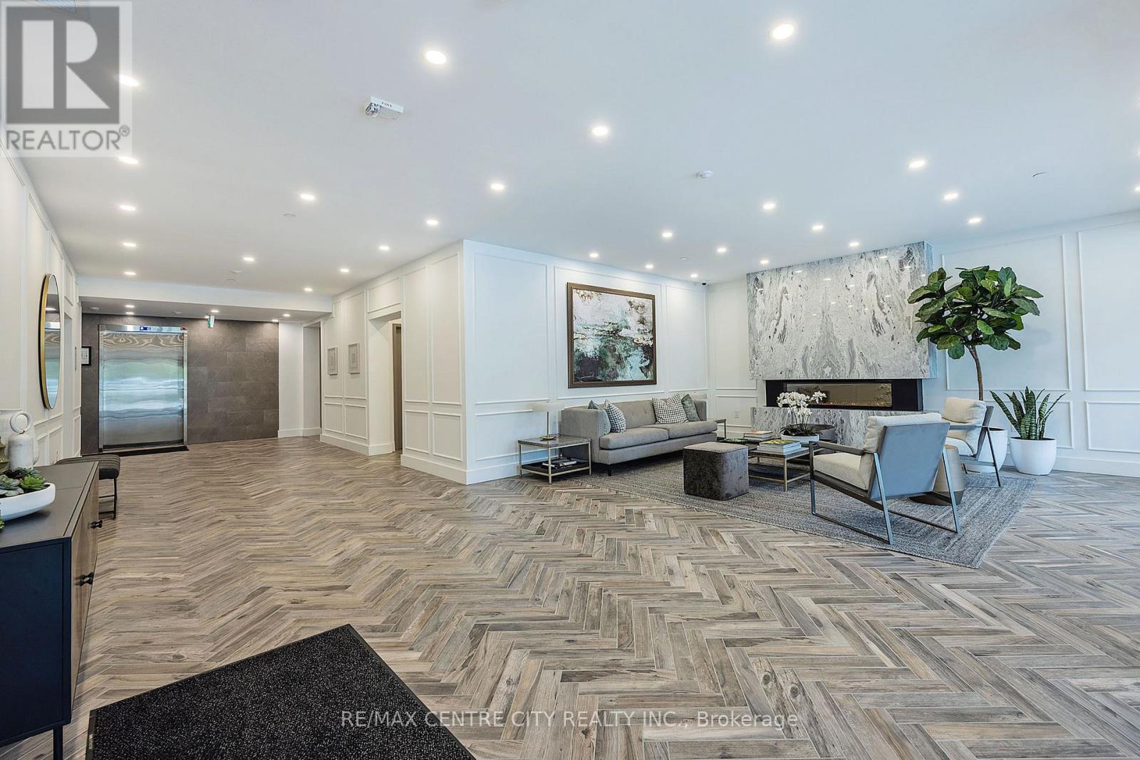 #414 480 CALLAWAY ROAD - 4