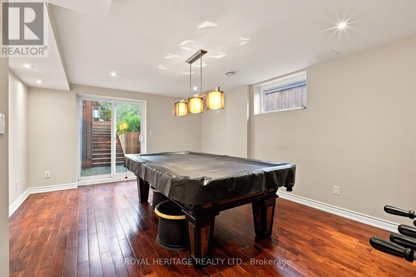 816 SHEPPARD AVENUE - Image 28