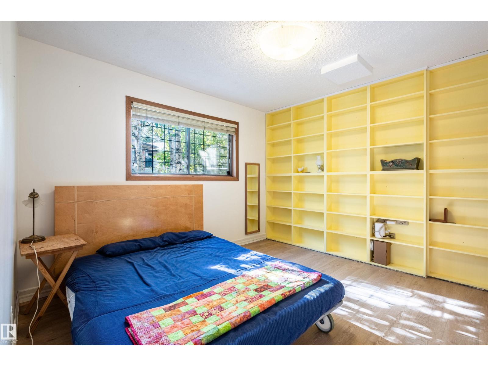 10606 25A AV NW - 13