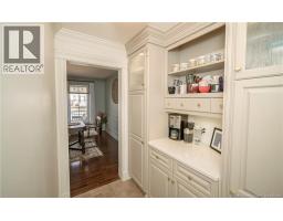 10 Emma Court, photo 9