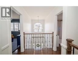 10 Emma Court, photo 21