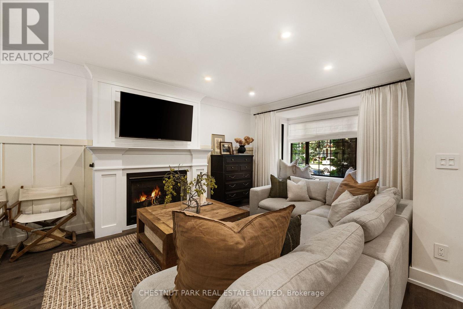 Photo of 283 SOUTH KINGSWAY