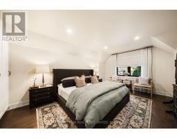 283 South Kingsway, Toronto, ON M6S3V3 Photo 24