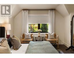 283 South Kingsway, Toronto, ON M6S3V3 Photo 26
