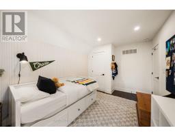 283 South Kingsway, Toronto, ON M6S3V3 Photo 30