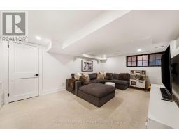 283 South Kingsway, Toronto, ON M6S3V3 Photo 37