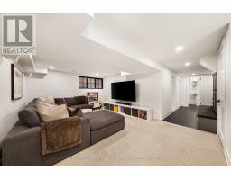 283 South Kingsway, Toronto, ON M6S3V3 Photo 38